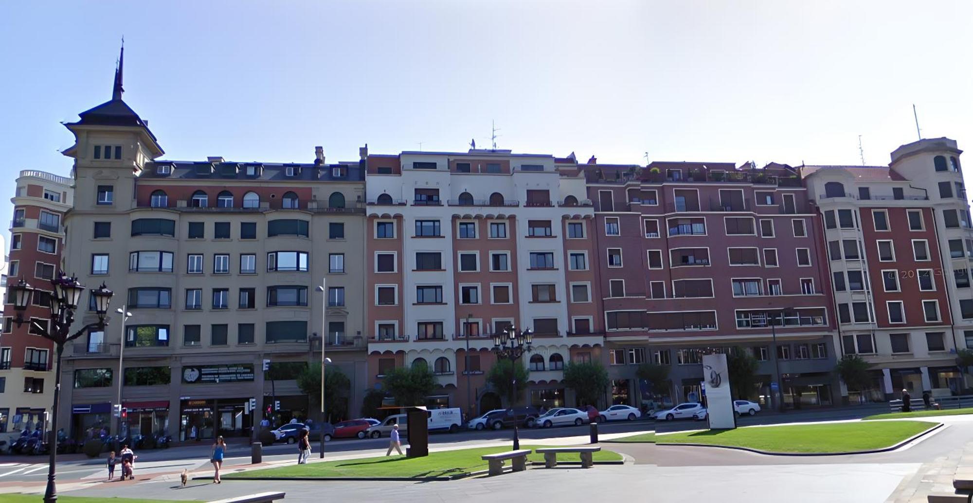 Habitacion Grande Y Confortable Con Bano Privado Junto A Guggenheim Bilbao Luaran gambar